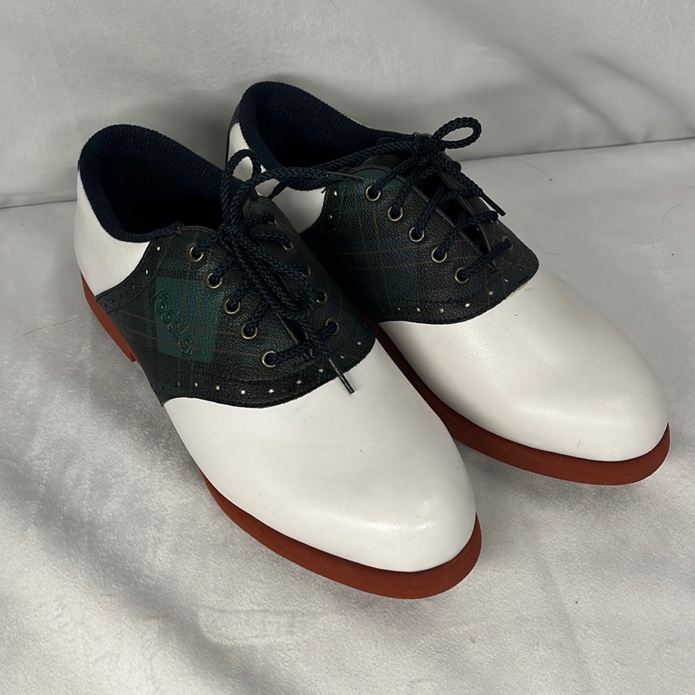 Women’s FootJoy size 8.5 medium white and plaid Golf shoes
